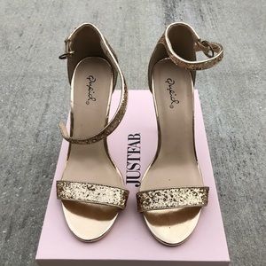 Qupid Sparkle Gold Heels